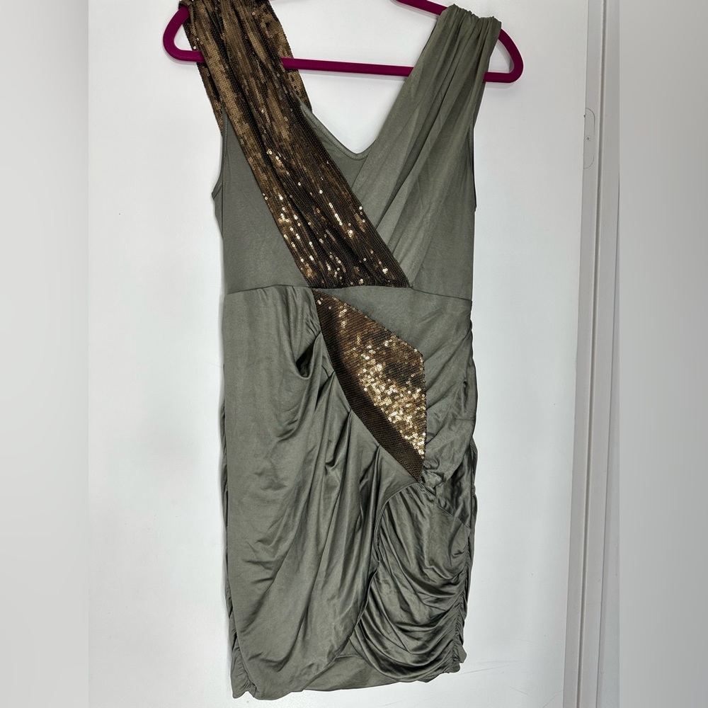 Bebe Olive Green Sequin Sparkle
Cocktail MiniDress M